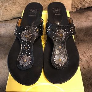 Circa Joan & David leather sandals- black size 8M